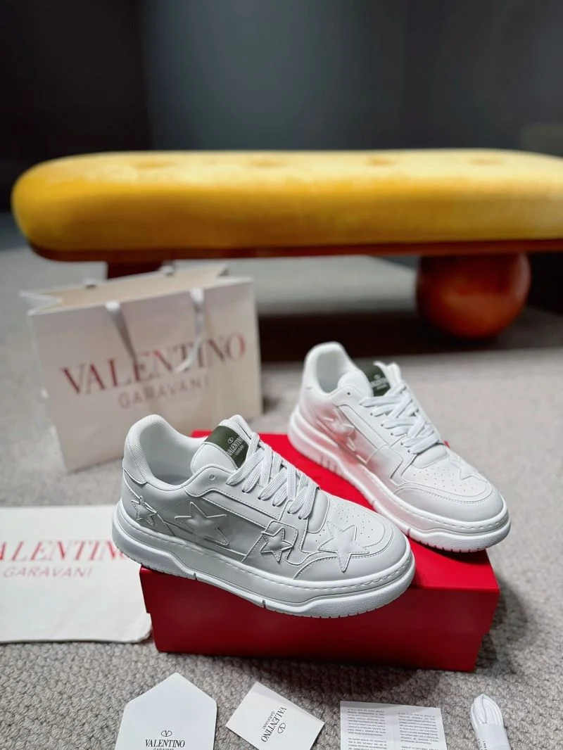Valentino Low Shoes ZeroBulk 35846