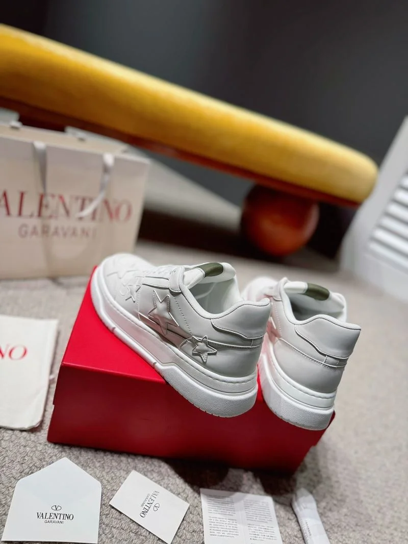 Valentino Low Shoes ZeroBulk 35846