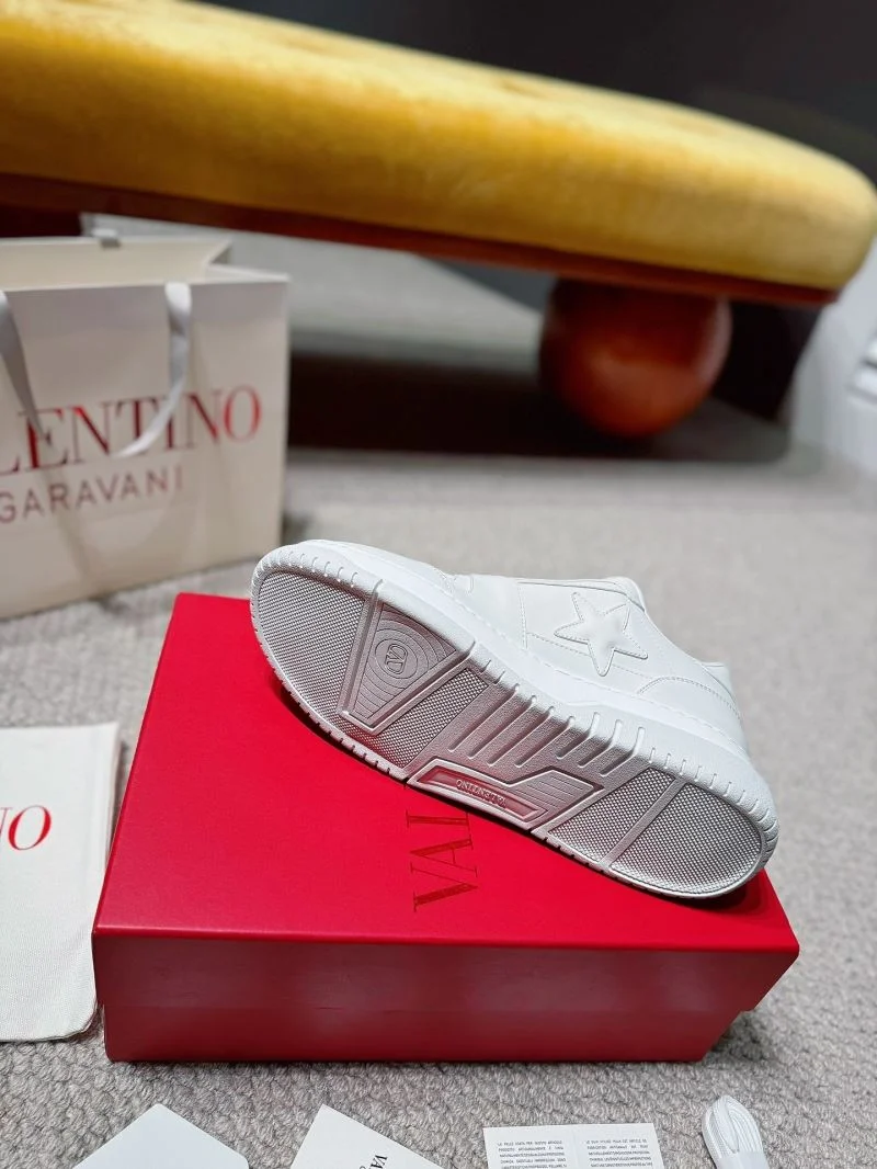 Valentino Low Shoes ZeroBulk 35846