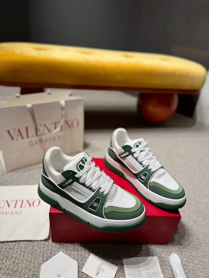 Unisex Valentino Low Shoes 35839