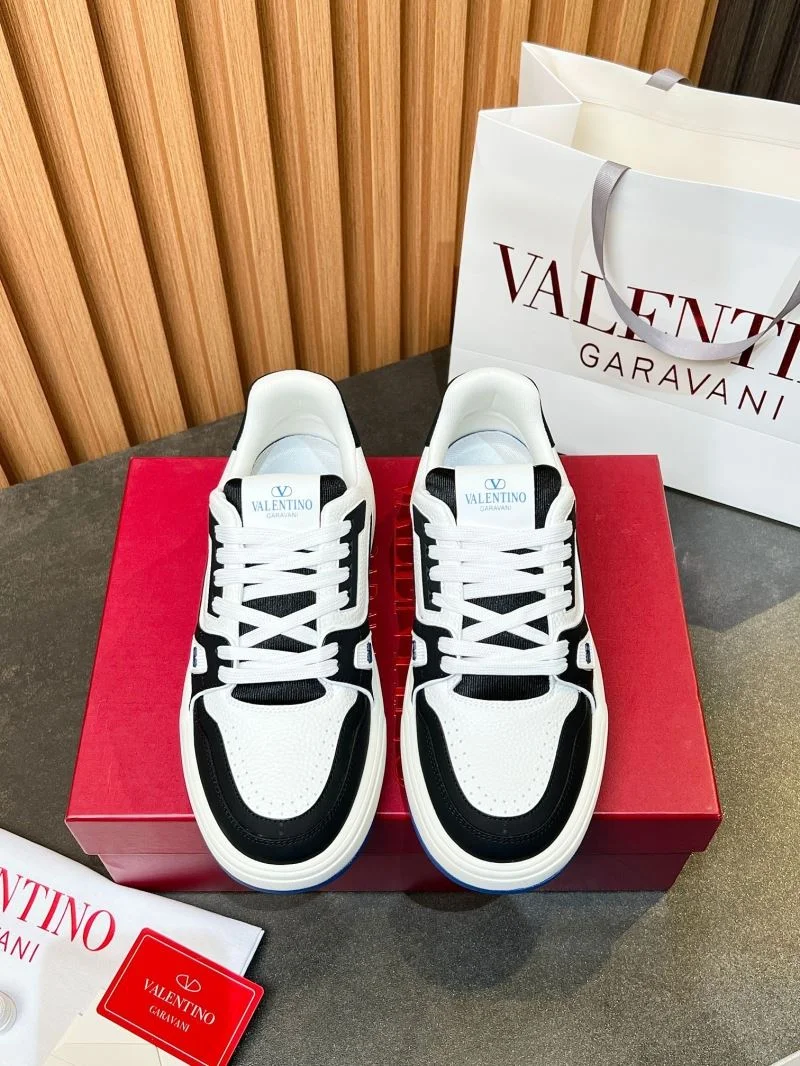 Valentino Low Shoes Comfortable 35836