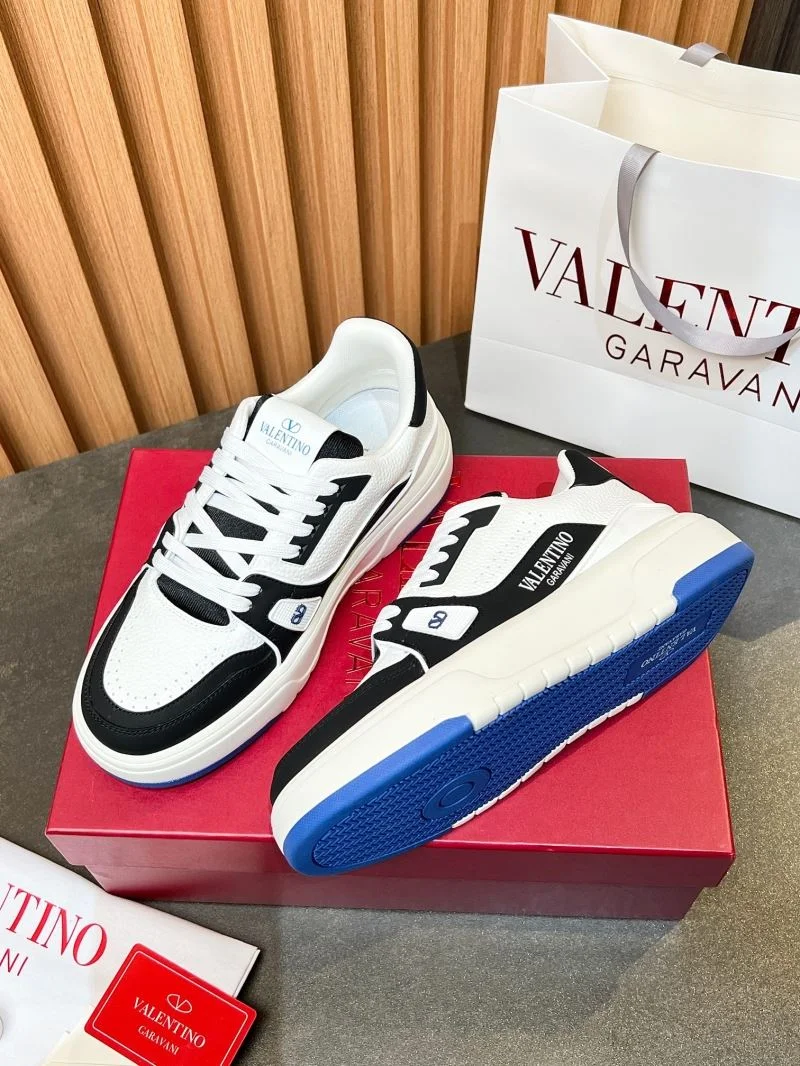 Valentino Low Shoes Comfortable 35836