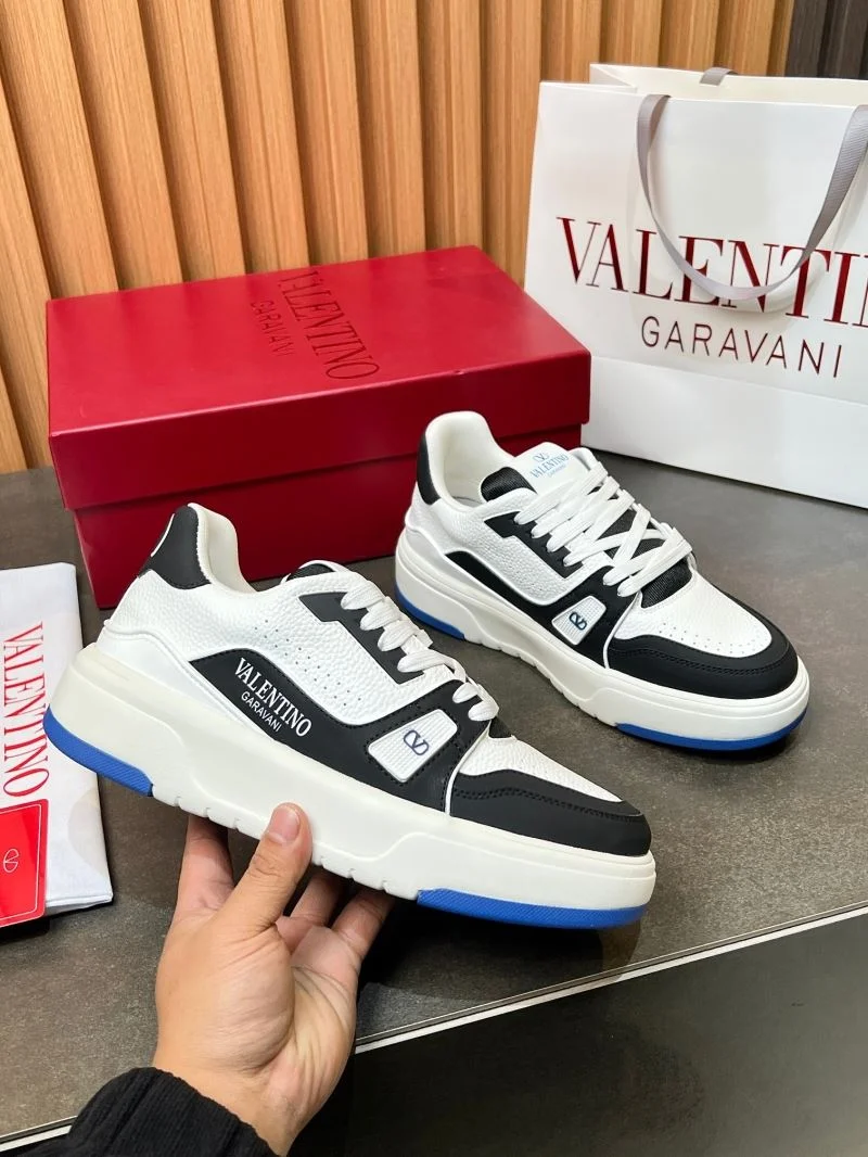 Valentino Low Shoes Comfortable 35836