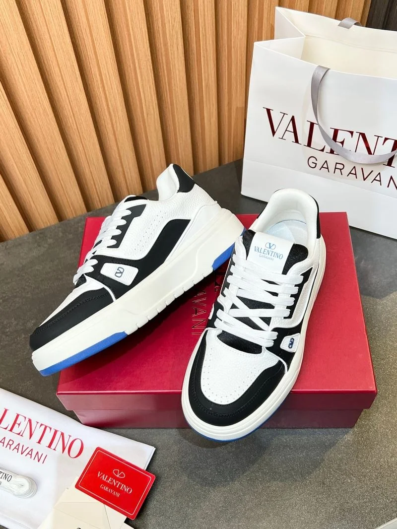 Valentino Low Shoes Comfortable 35836