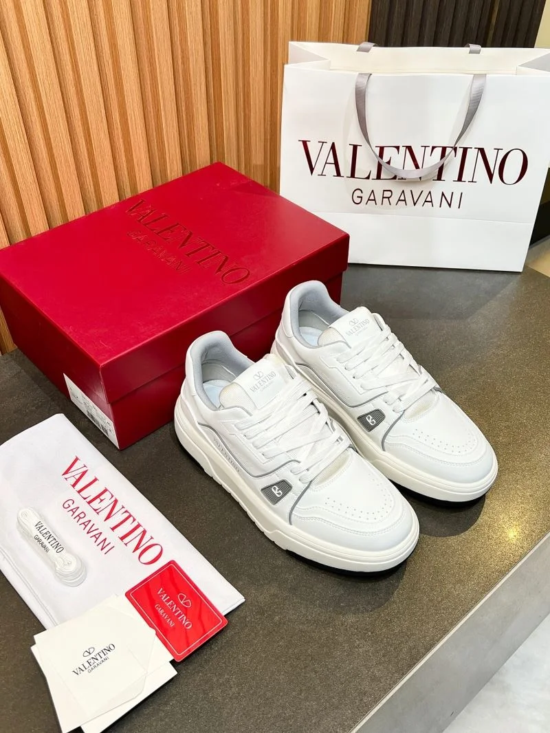 SunProtective Valentino Low Shoes 35835