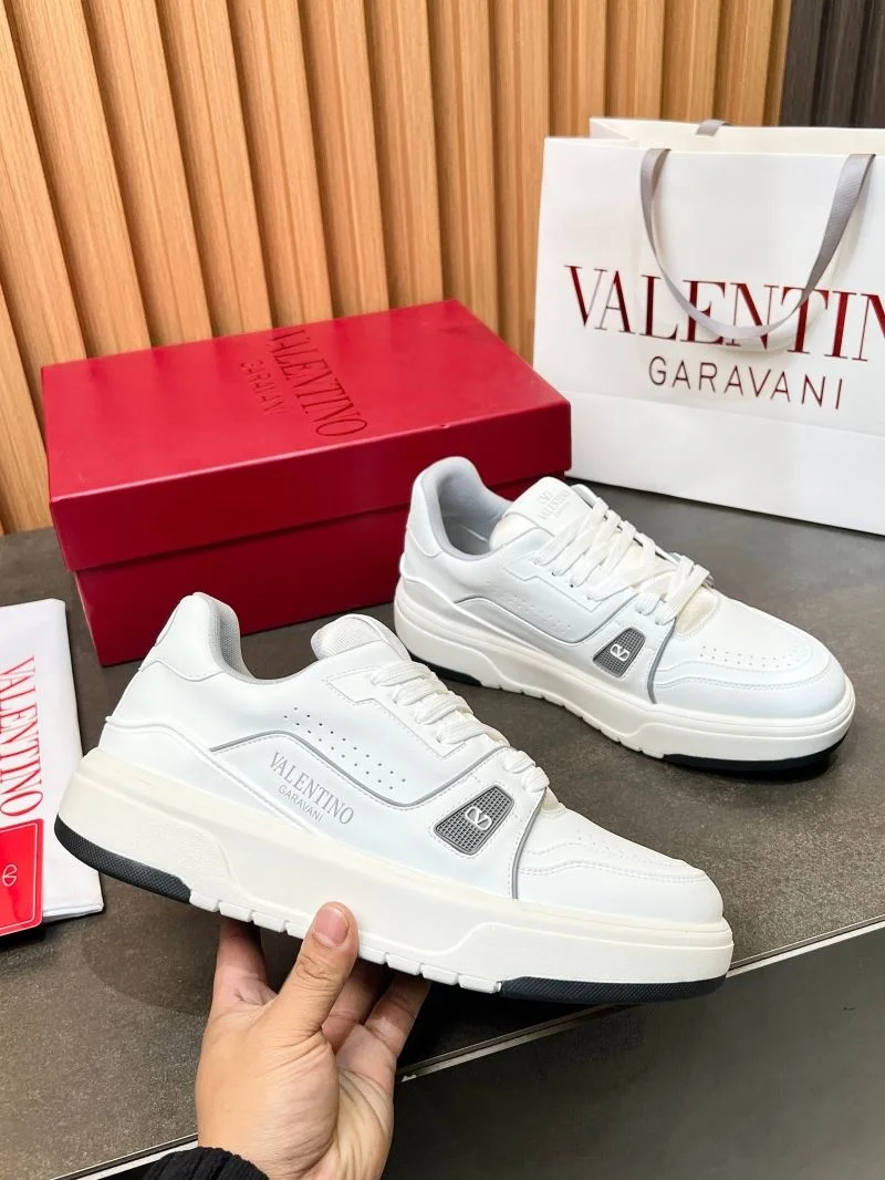 SunProtective Valentino Low Shoes 35835