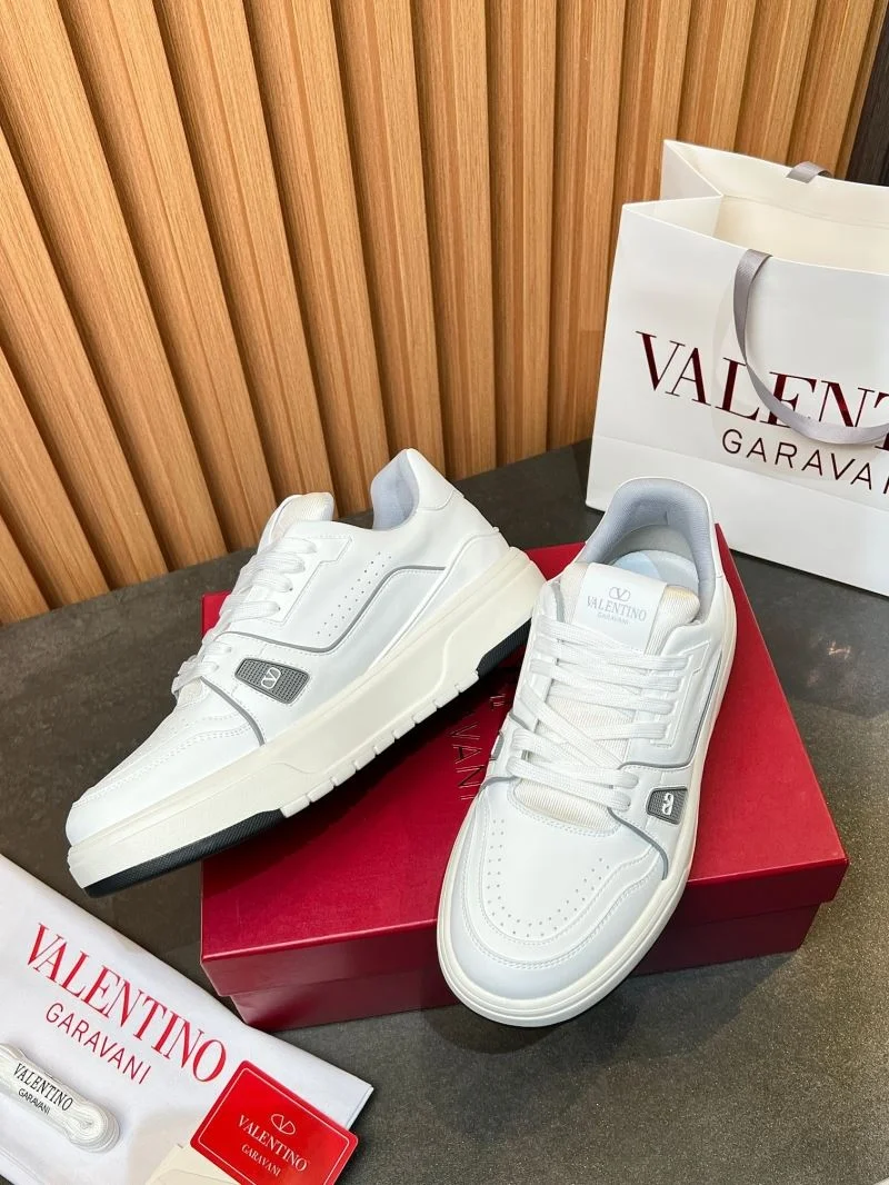 SunProtective Valentino Low Shoes 35835