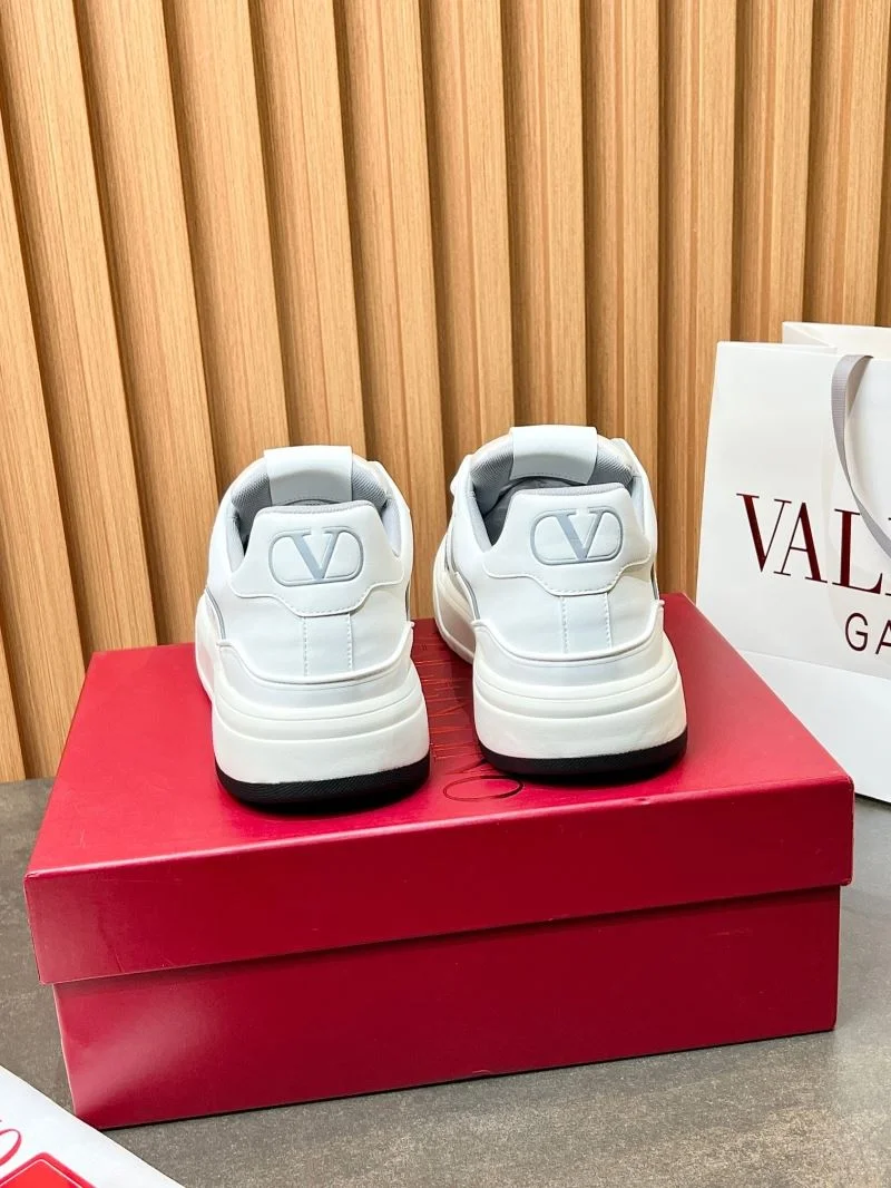 SunProtective Valentino Low Shoes 35835