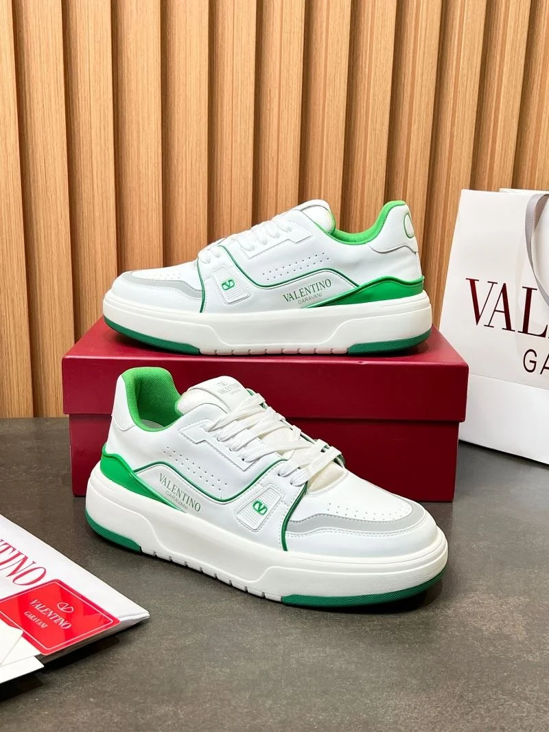 WeatherProof Valentino Low Shoes 35833