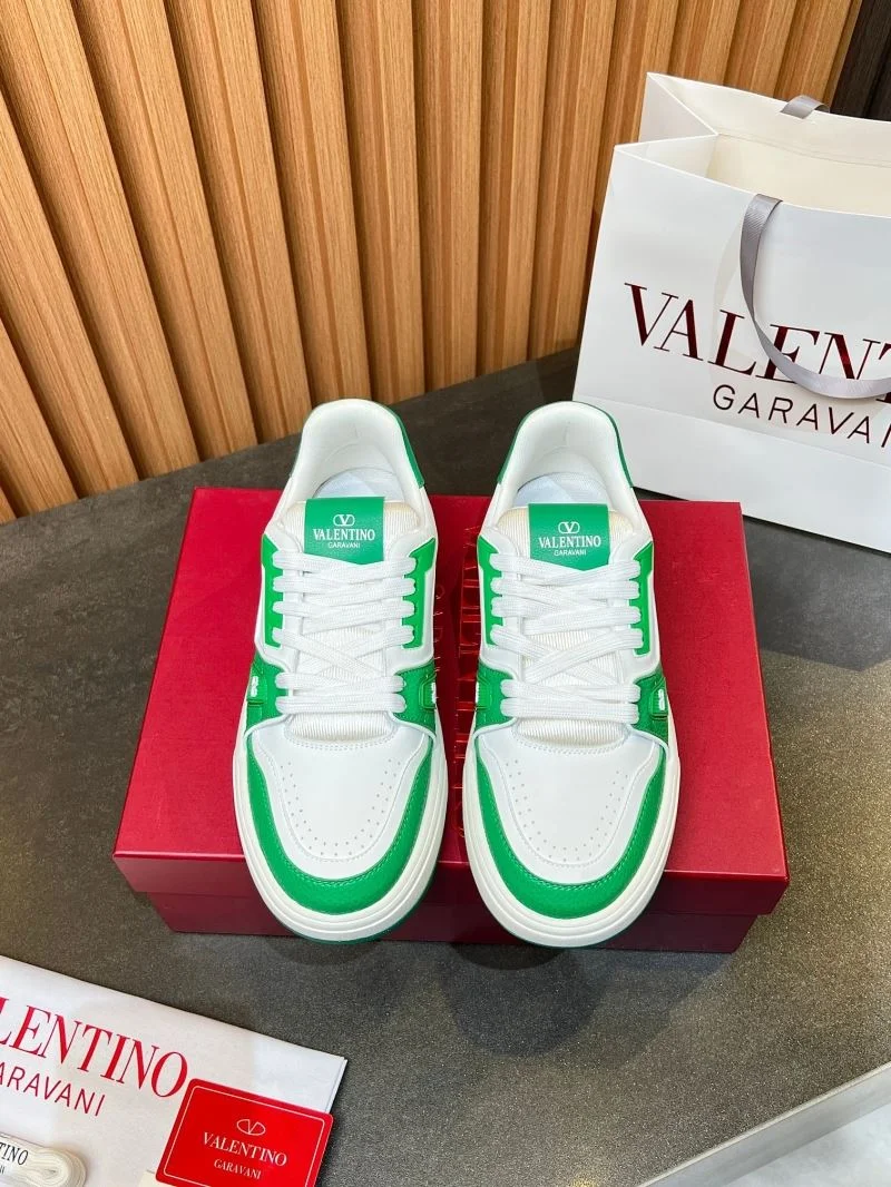 Sporty Valentino Low Shoes 35829