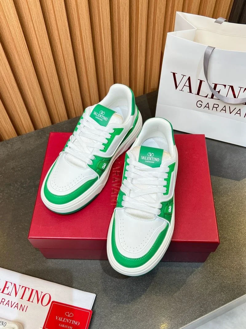 Sporty Valentino Low Shoes 35829