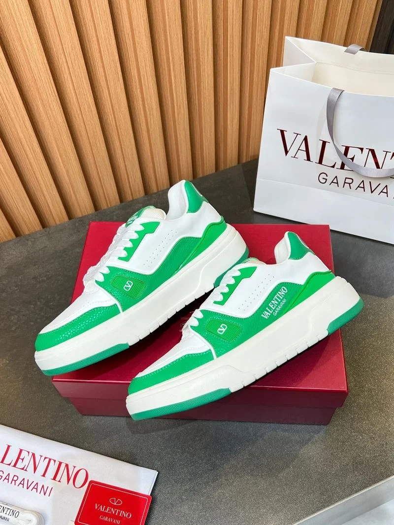 Sporty Valentino Low Shoes 35829
