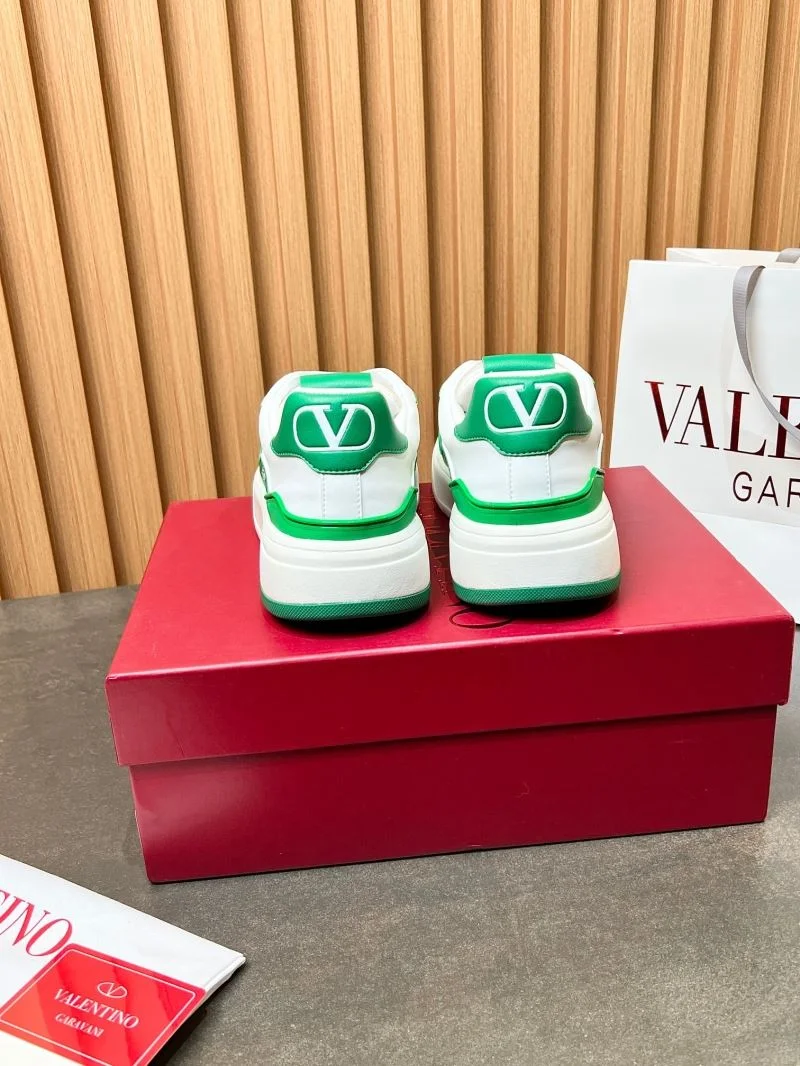 Sporty Valentino Low Shoes 35829