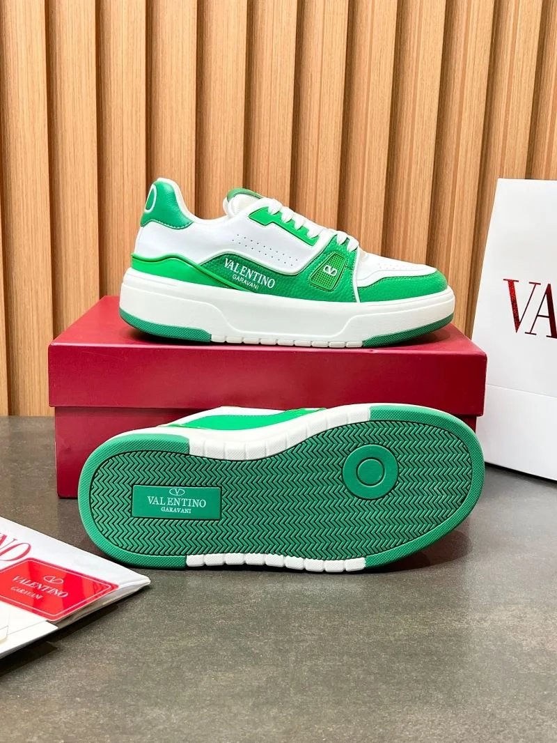Sporty Valentino Low Shoes 35829