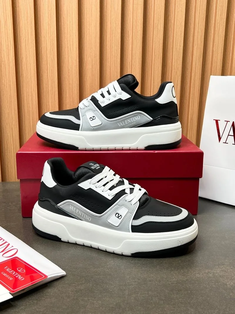 Valentino Low Shoes Functional 35824
