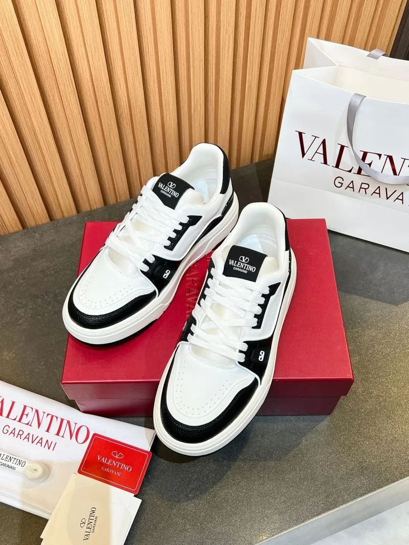 FashionForward Valentino Low Shoes 35831