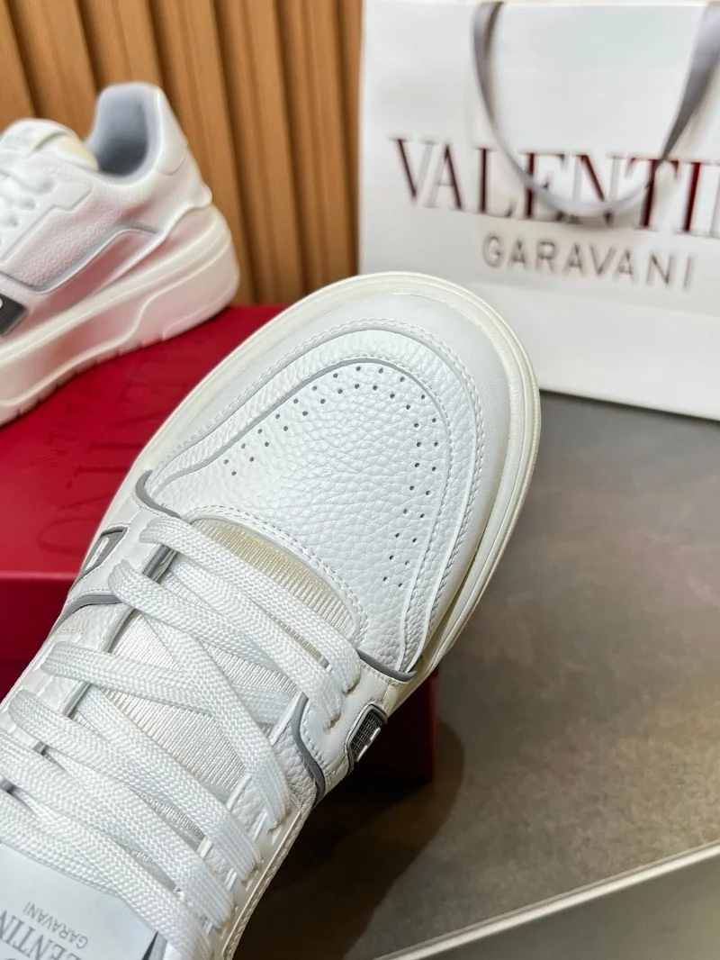 GoAnywhere Valentino Low Shoes 35825