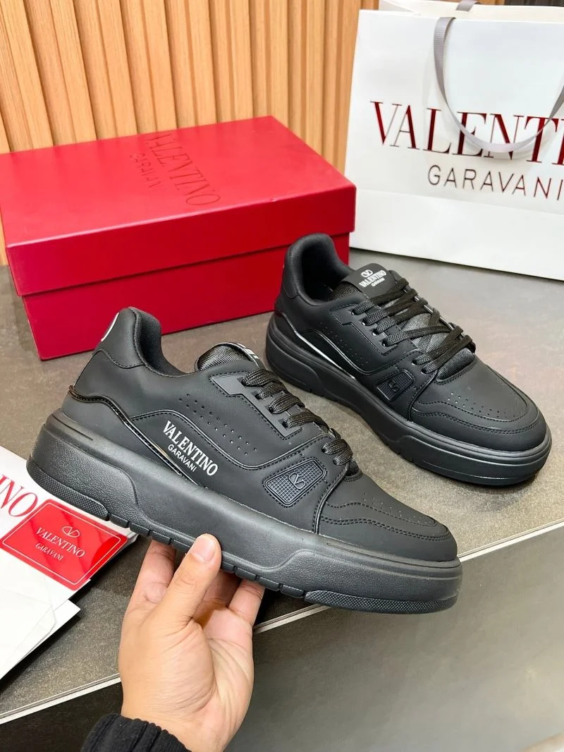 Valentino Low Shoes Trendy 35830