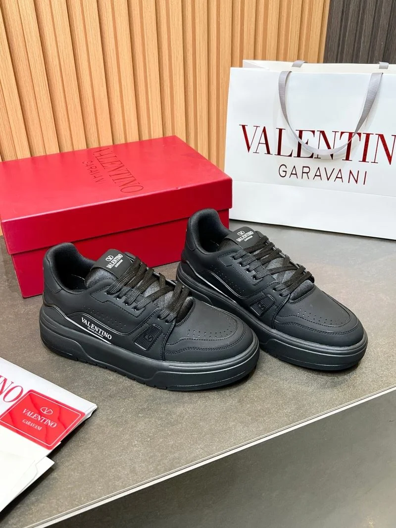 Valentino Low Shoes Trendy 35830
