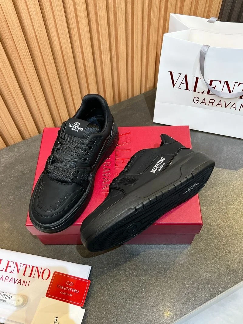 Valentino Low Shoes Trendy 35830