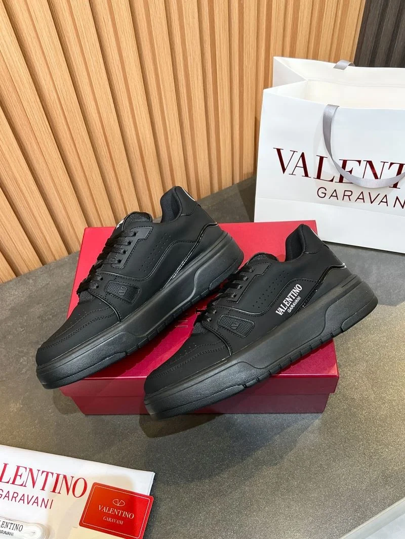 Valentino Low Shoes Trendy 35830