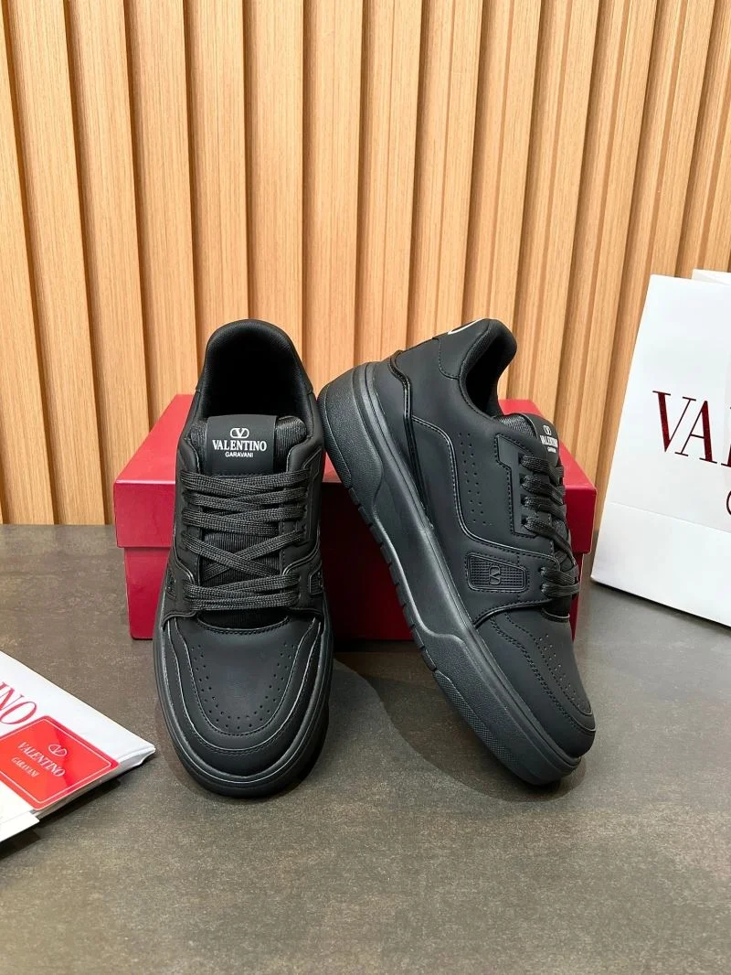 Valentino Low Shoes Trendy 35830