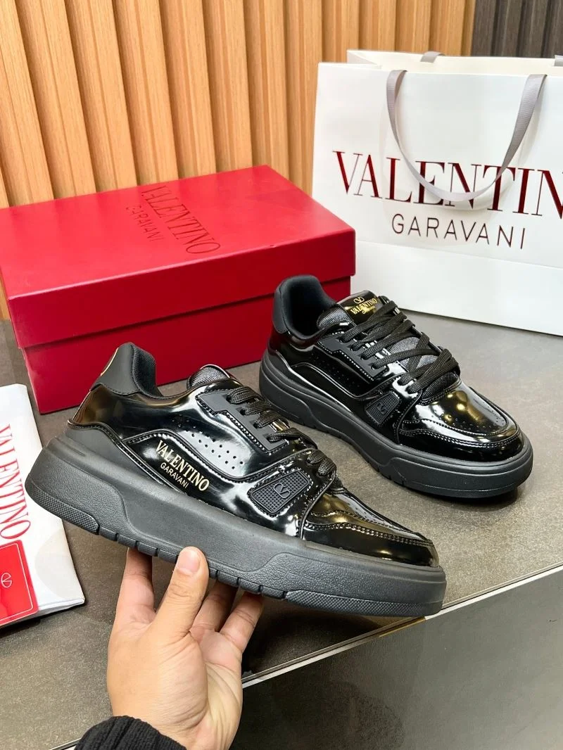 Unisex Valentino Low Shoes 35827