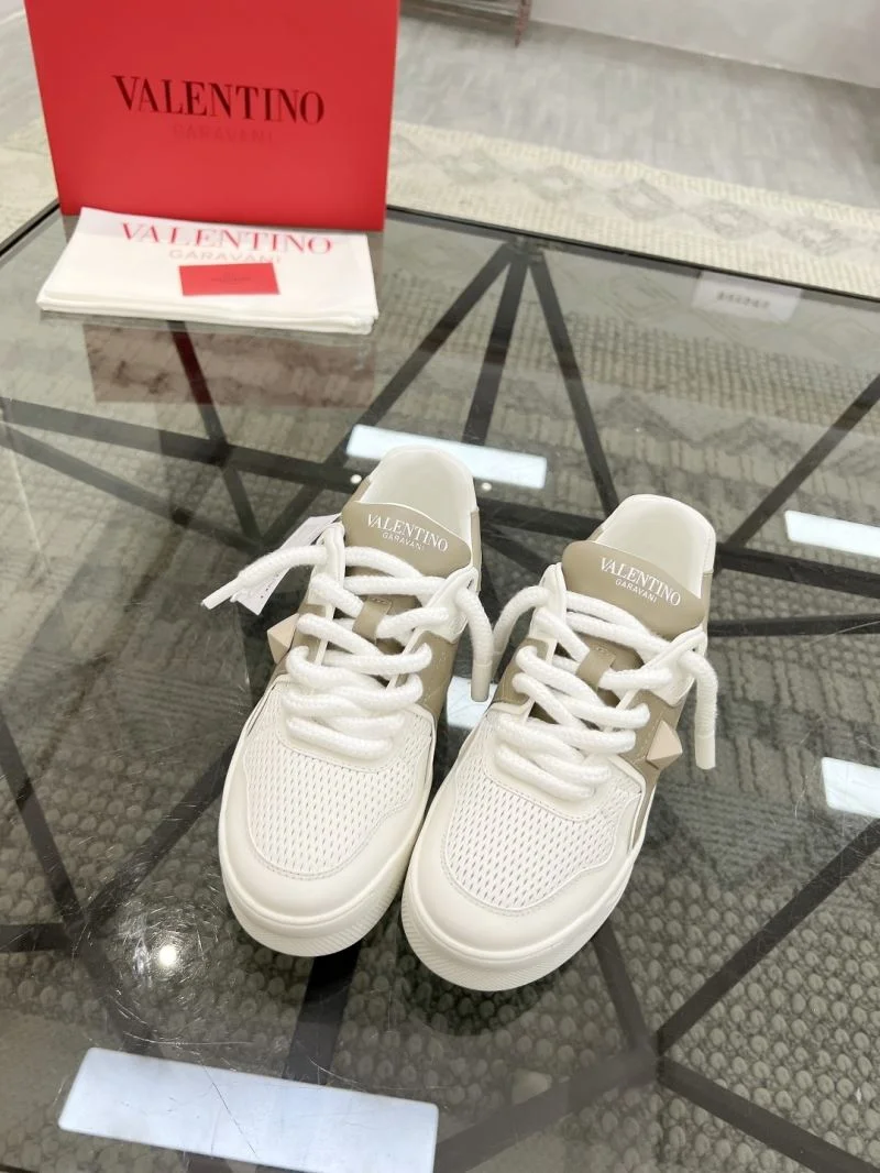 Valentino Low Shoes RelaxedFit 35823