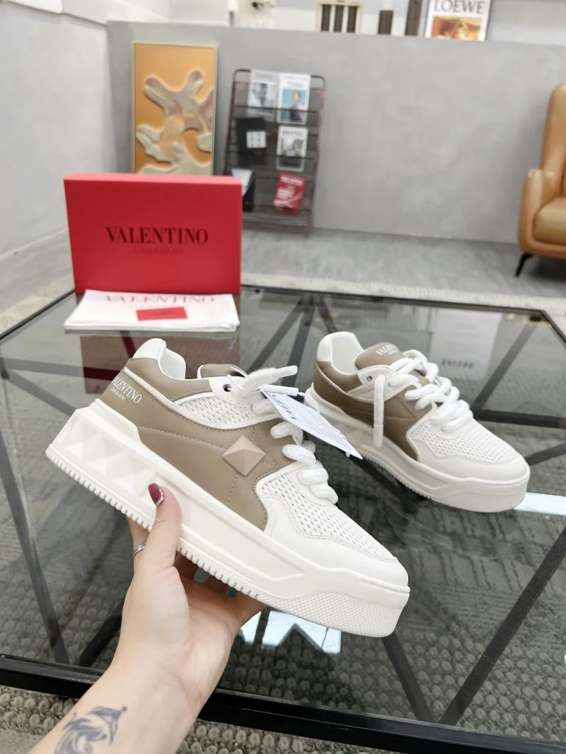Valentino Low Shoes RelaxedFit 35823
