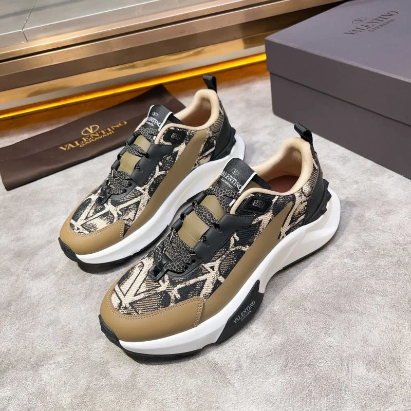 HighPerformance Valentino Low Shoes 35822