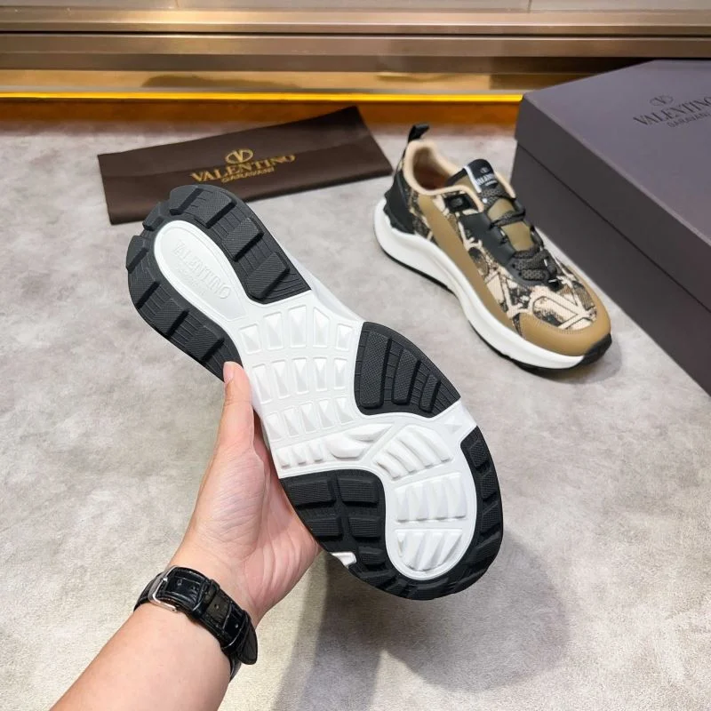 HighPerformance Valentino Low Shoes 35822