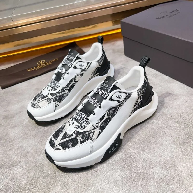 Affordable Valentino Low Shoes 35812