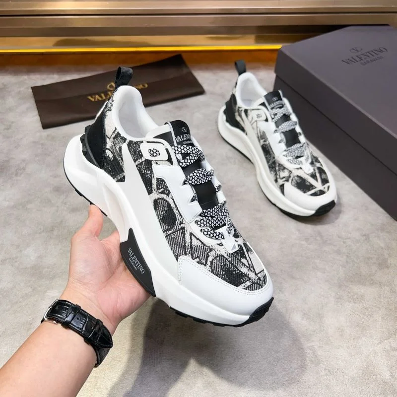 Affordable Valentino Low Shoes 35812