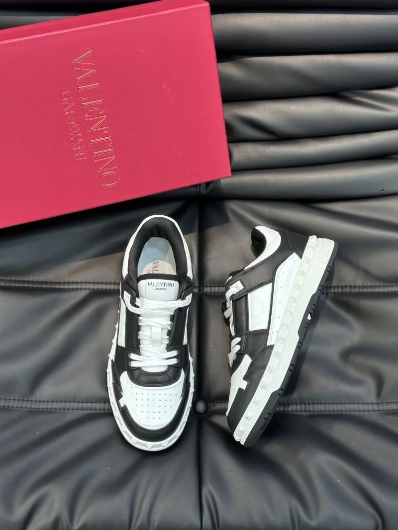 Valentino Low Shoes Trendy 35821