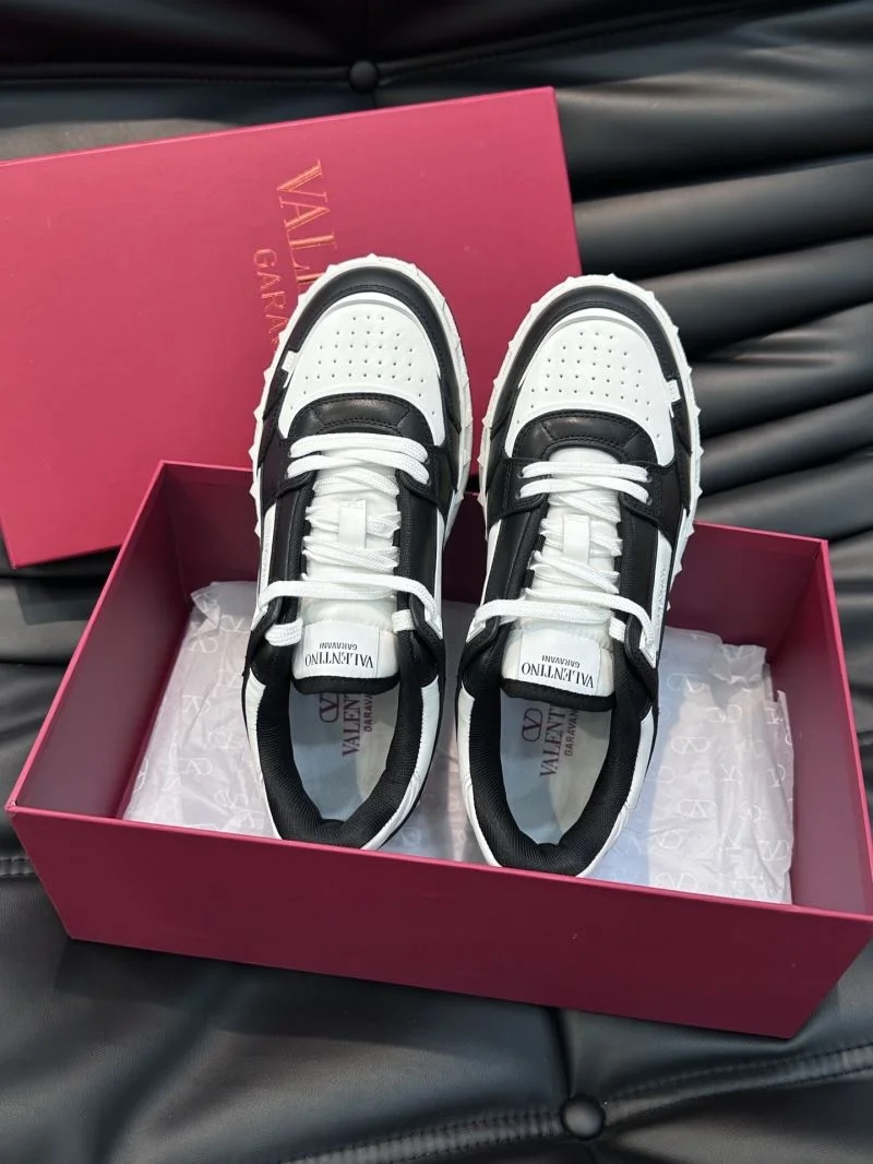 Valentino Low Shoes Trendy 35821