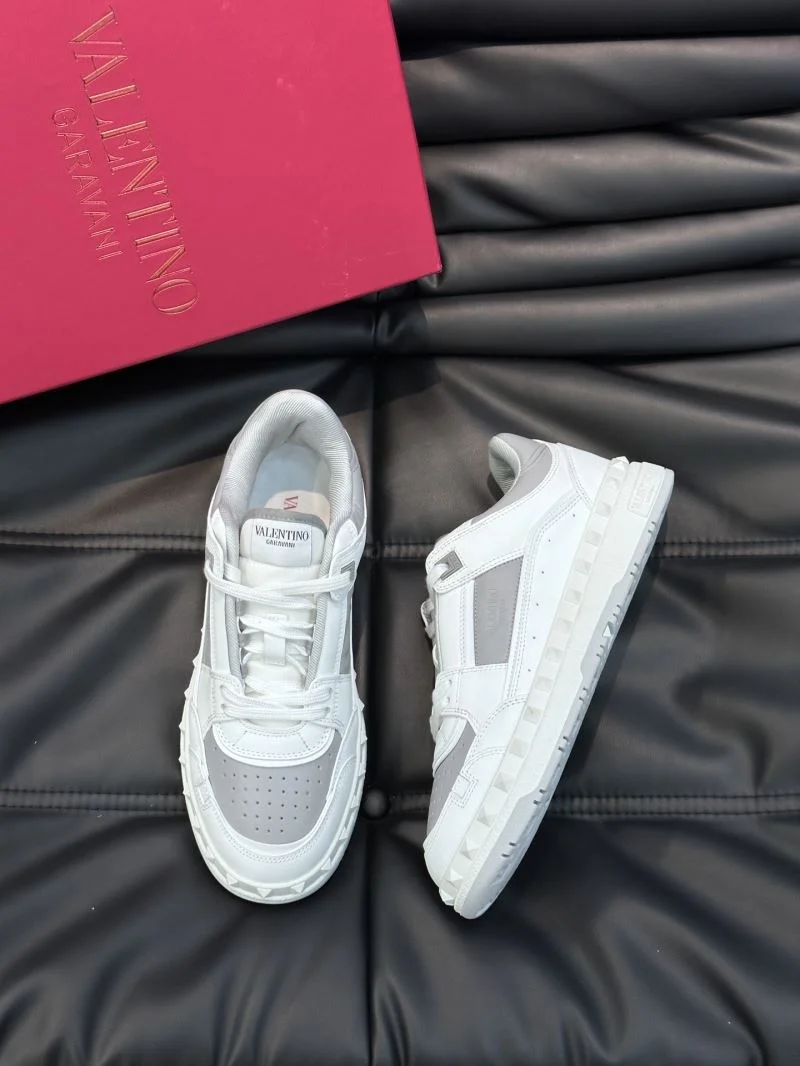 Valentino Low Shoes ModernLook 35818