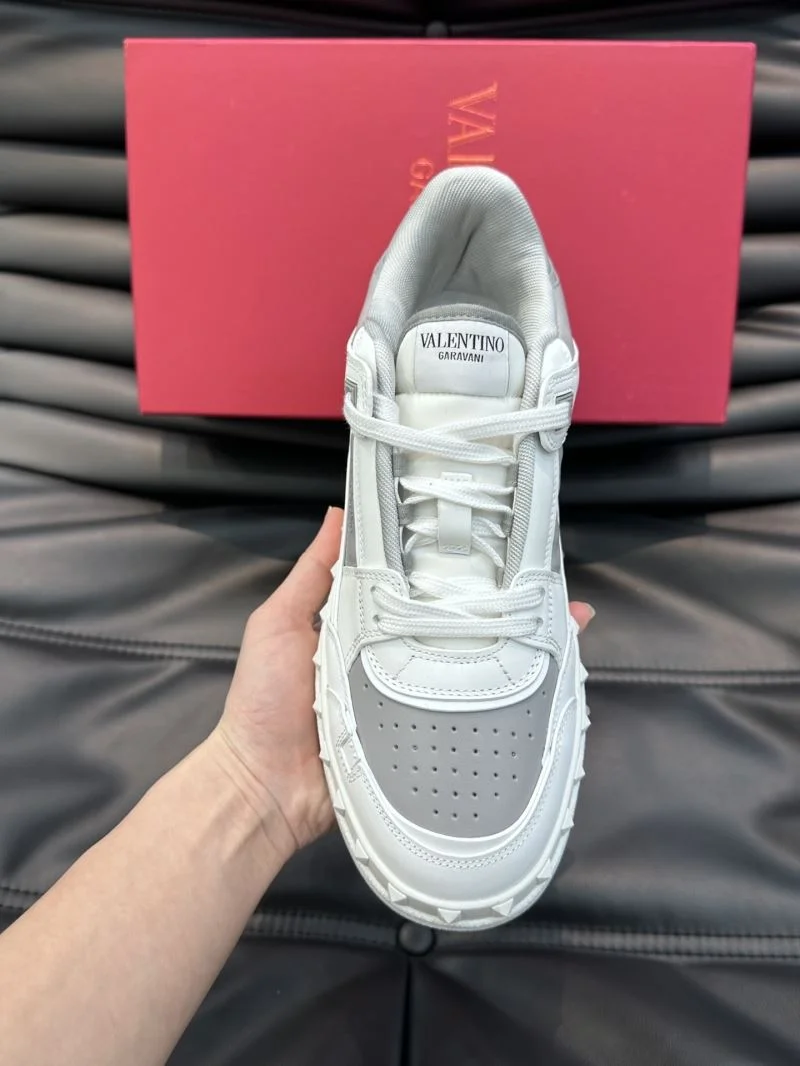 Valentino Low Shoes ModernLook 35818
