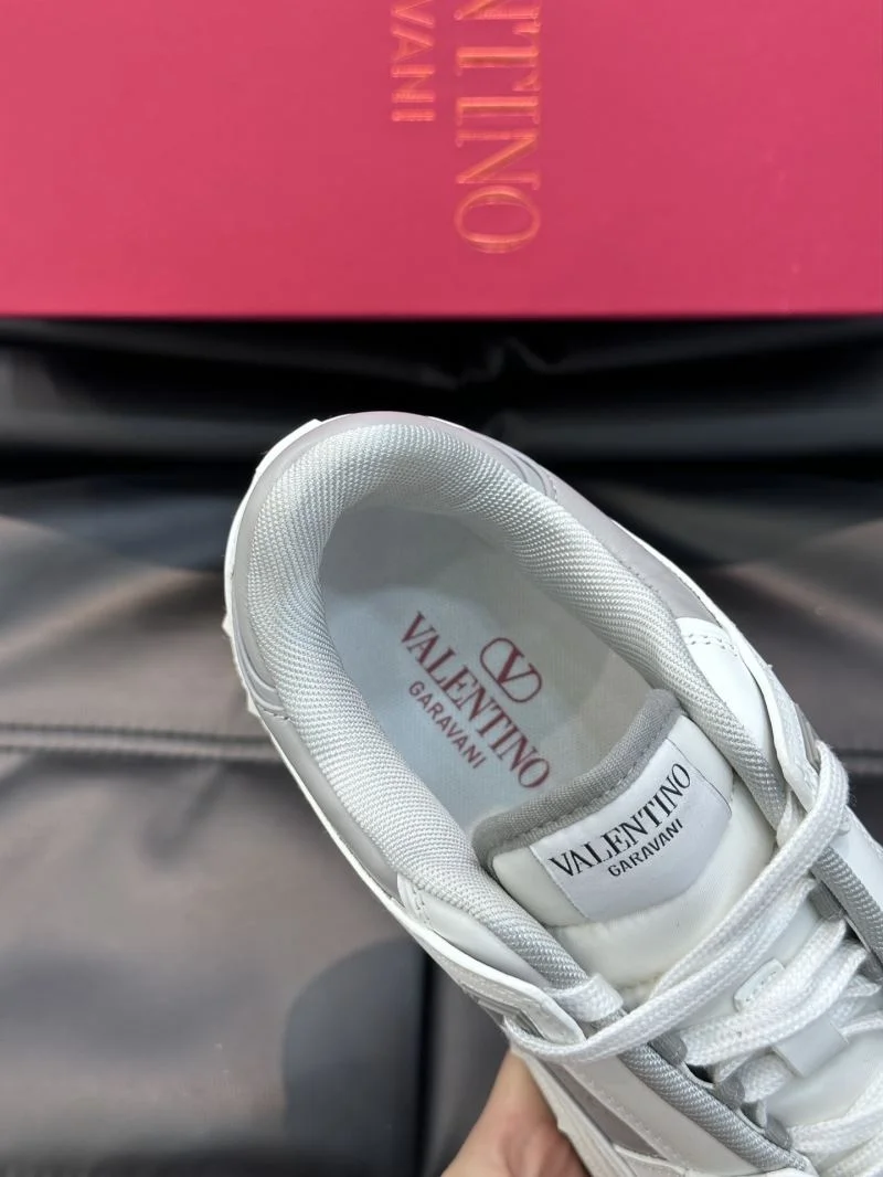 Valentino Low Shoes ModernLook 35818