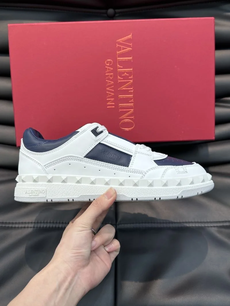 Valentino Low Shoes FreshLook 35815
