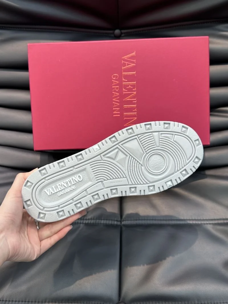 Valentino Low Shoes FreshLook 35815