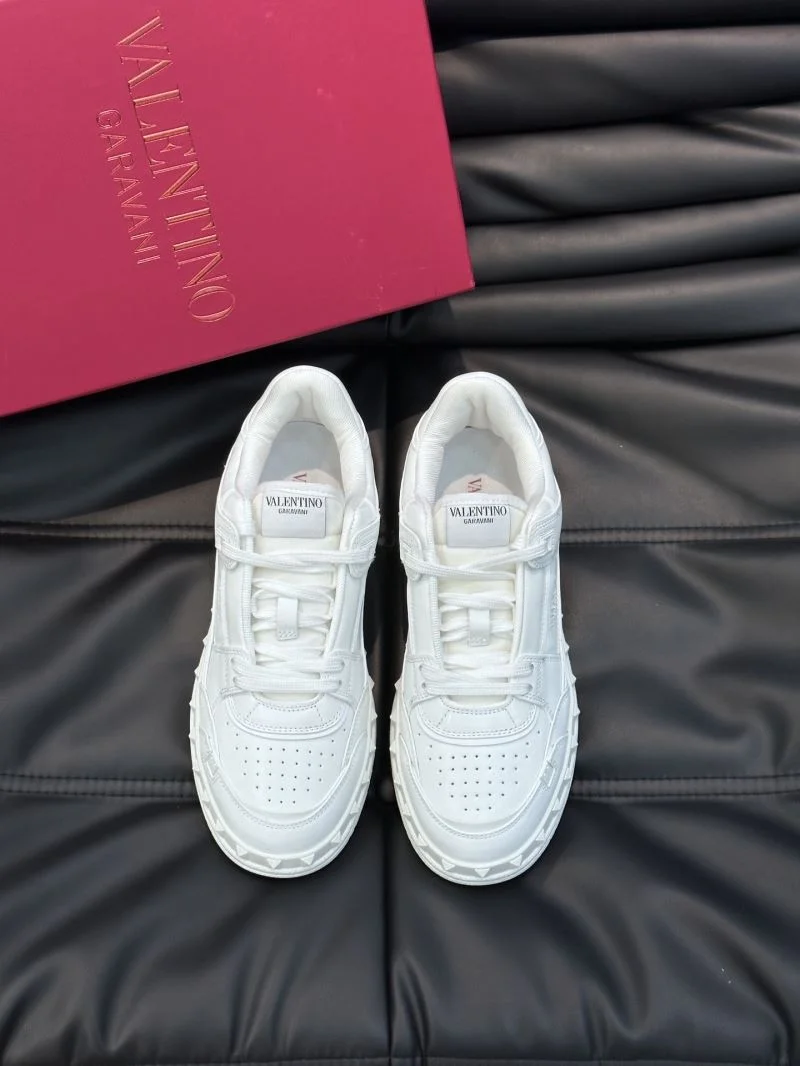 Valentino Low Shoes Practical 35811