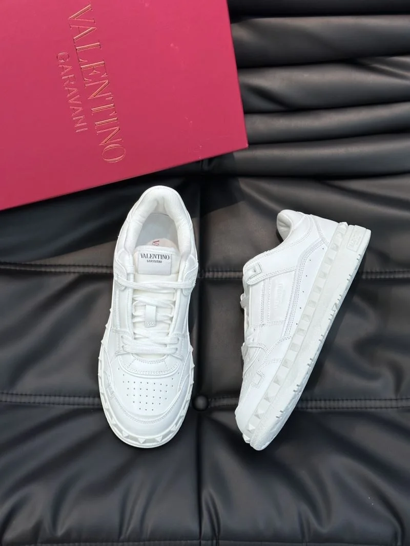 Valentino Low Shoes Practical 35811