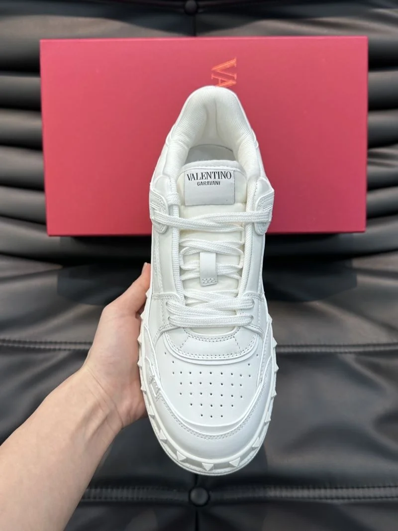 Valentino Low Shoes Practical 35811