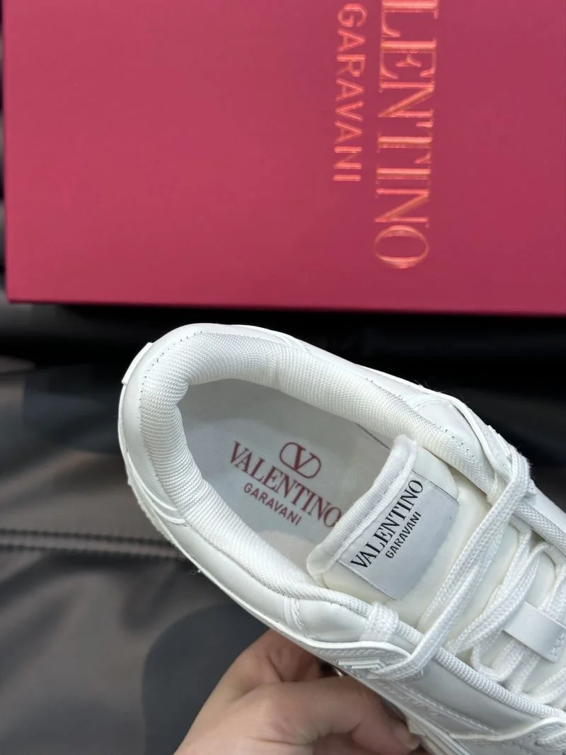 Valentino Low Shoes Practical 35811