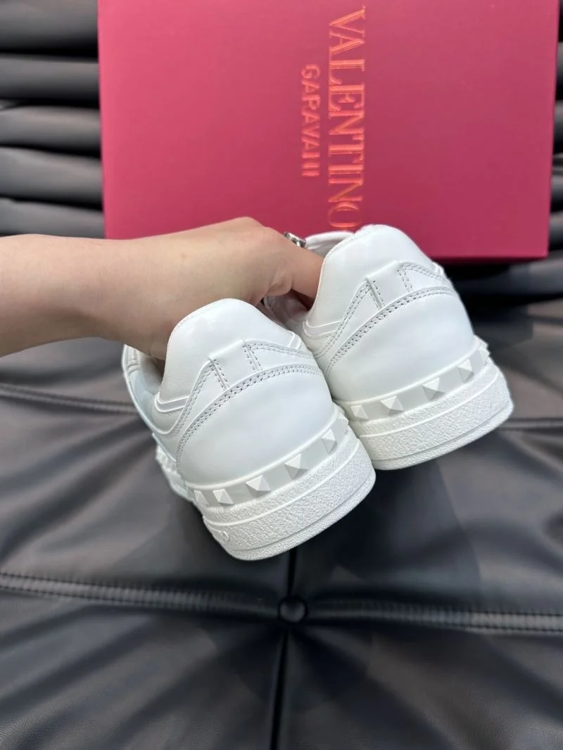 Valentino Low Shoes Practical 35811