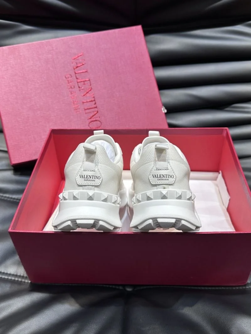 SunProtective Valentino Low Shoes 35807