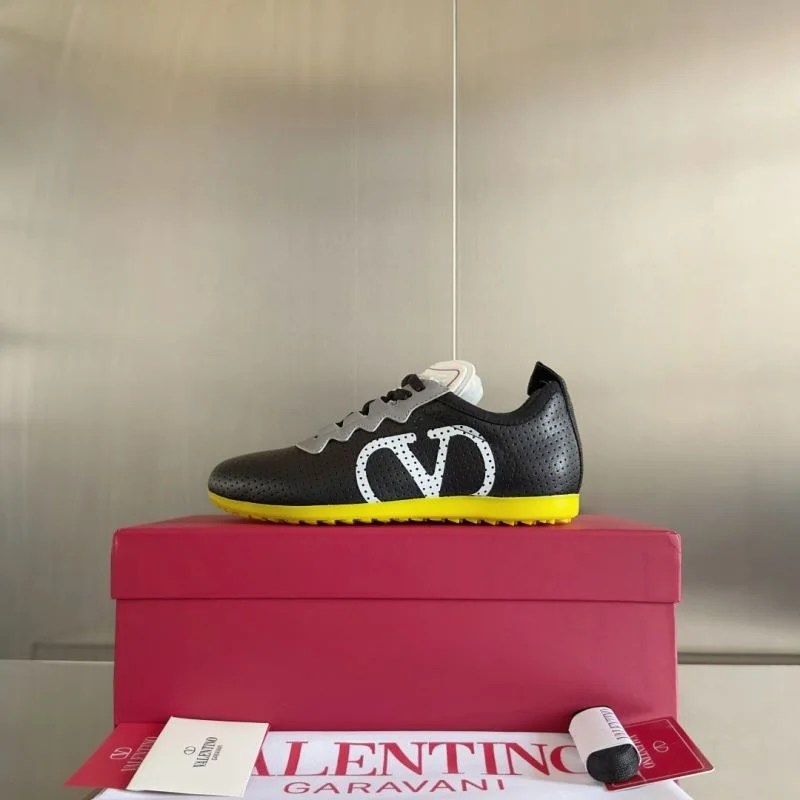 RelaxedFit Valentino Low Shoes 36291