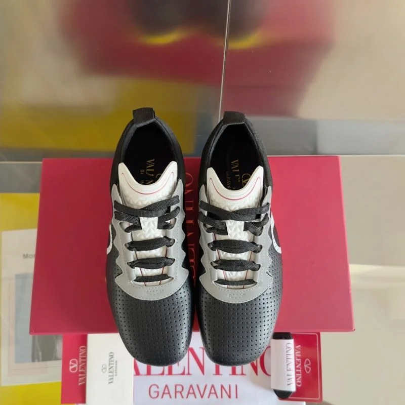 RelaxedFit Valentino Low Shoes 36291