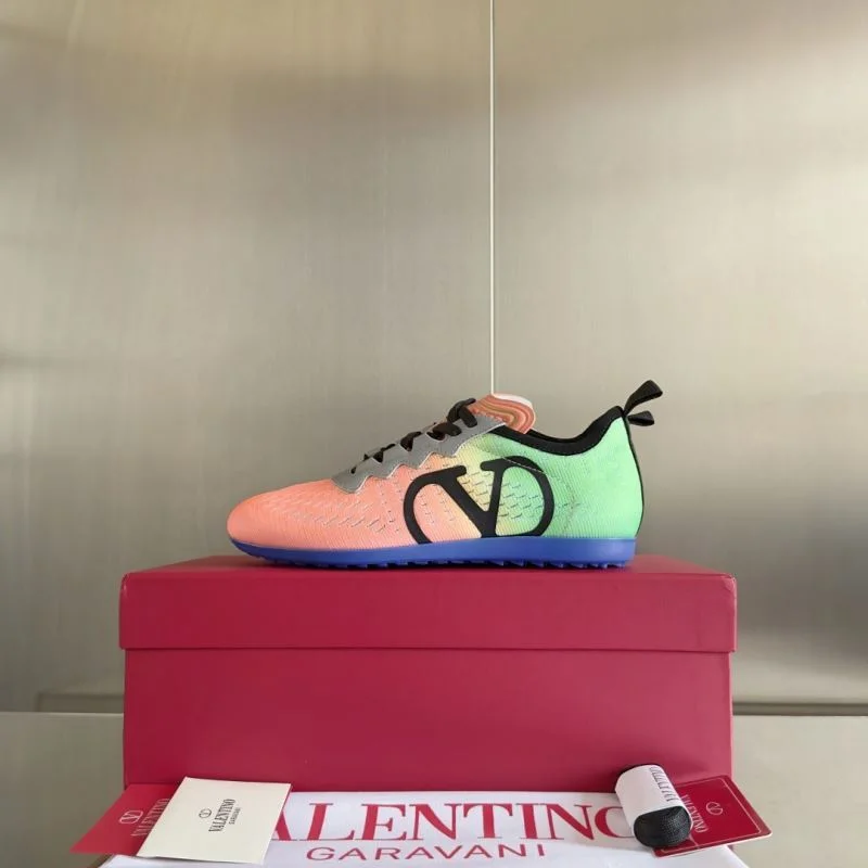 Fashionable Valentino Low Shoes 36266