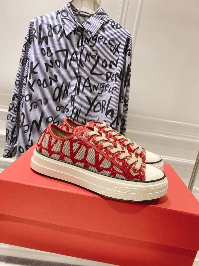 Valentino Low Shoes EasyMatch 36280
